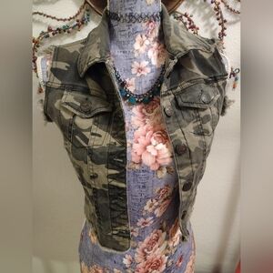 Y2K Camouflage Sleeveless Denim Vest